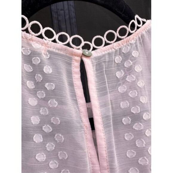 Mi Ami Francesca's Pink Bubble Gum Sleeveless Blouse Semi Sheer Keyhole Back Eye - Picture 3 of 7
